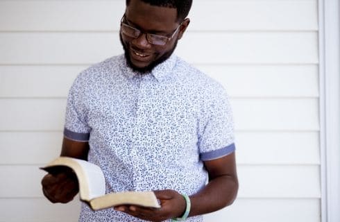 5 versets bibliques si vous êtes appelé à prêcher l'évangile